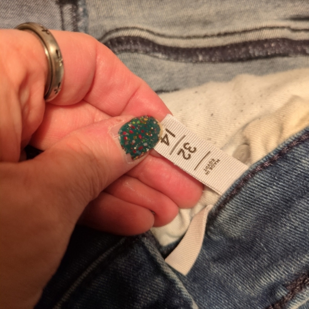 Loft Flare Jeans - Picture 5 of 6